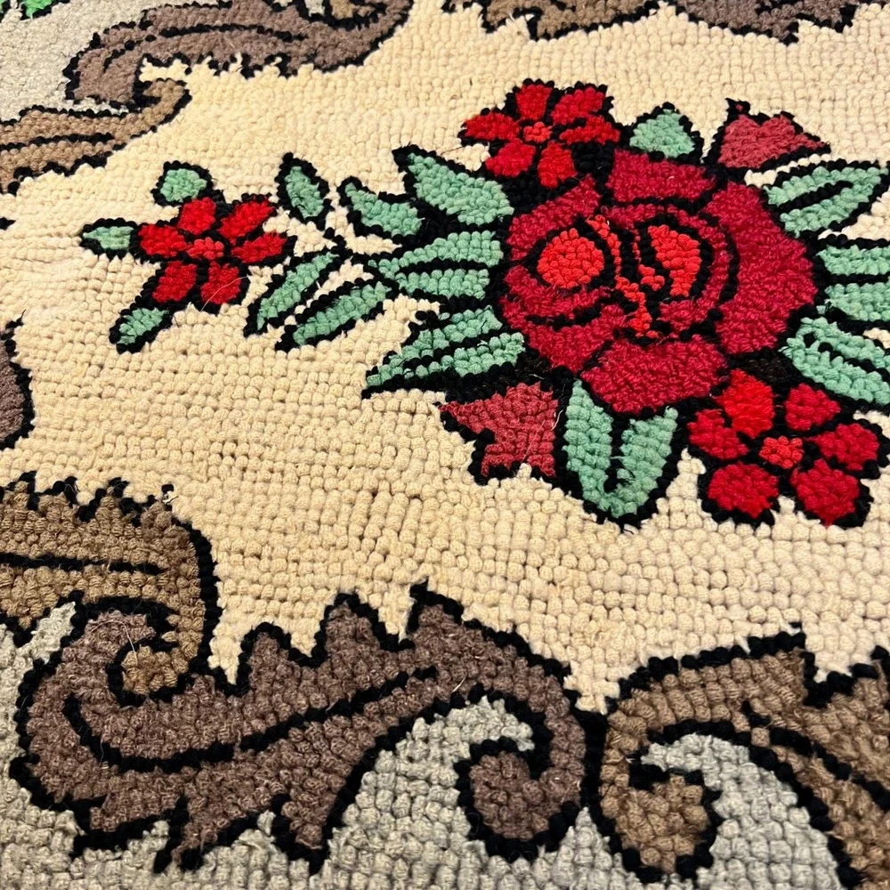 Vintage Hand Hooked Red Rose Floral Rug | 40